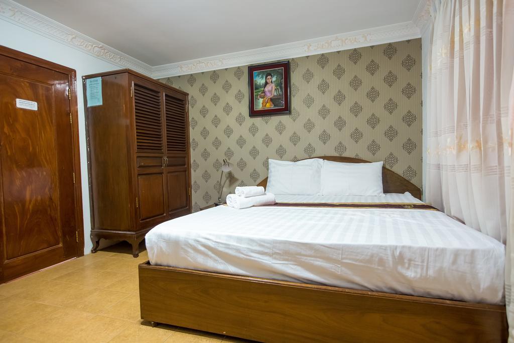 Flamingos Hotel Phnom Penh Bagian luar foto